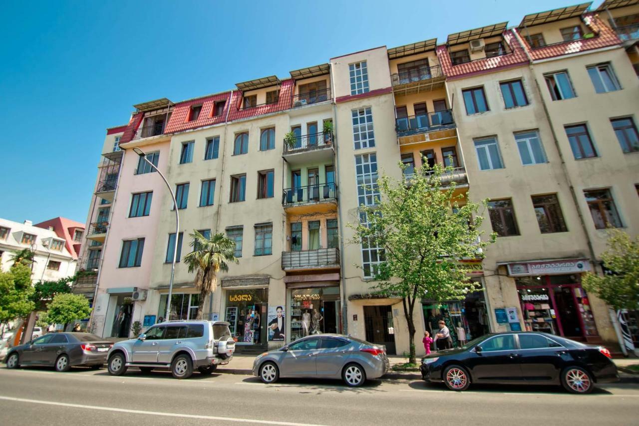 Apartment On Gorgiladze 25 Batumi Exterior foto